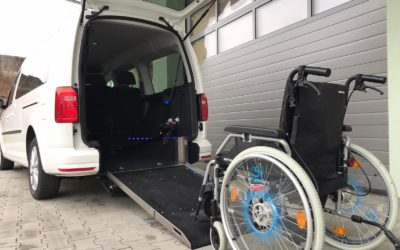 VW Caddy Maxi und VW Caddy mit kurzem Radstand, der „ideale Rollstuhltransport mit ebenem Boden „